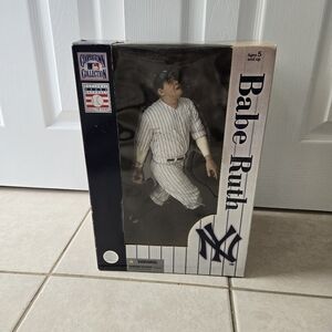 Babe Ruth 12" Collectible Figure